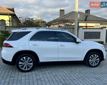 Мерседес ГЛЕ-Класс 2019 в Ровно на Automoto.ua Белый Мерседес ГЛЕ-Класс, объемом двигателя 1.95 л и пробегом 50 тыс. км за 65000 $, фото 29 на Automoto.ua