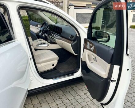 Мерседес ГЛЕ-Класс 2019 в Ровно на Automoto.ua Белый Мерседес ГЛЕ-Класс, объемом двигателя 1.95 л и пробегом 50 тыс. км за 65000 $, фото 86 на Automoto.ua