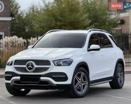 Белый Мерседес ГЛЕ-Класс, объемом двигателя 1.95 л и пробегом 75 тыс. км за 58900 $, фото 1 на Automoto.ua