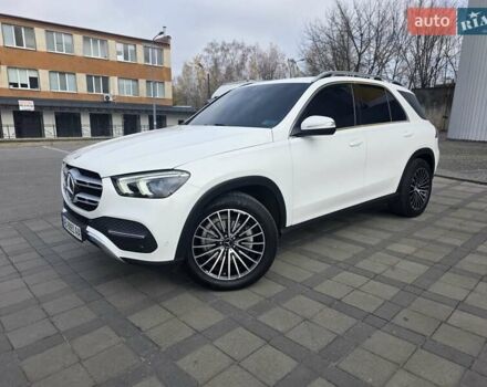 Белый Мерседес ГЛЕ-Класс, объемом двигателя 2 л и пробегом 120 тыс. км за 51800 $, фото 3 на Automoto.ua