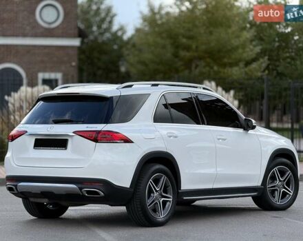 Белый Мерседес ГЛЕ-Класс, объемом двигателя 1.95 л и пробегом 75 тыс. км за 58900 $, фото 25 на Automoto.ua