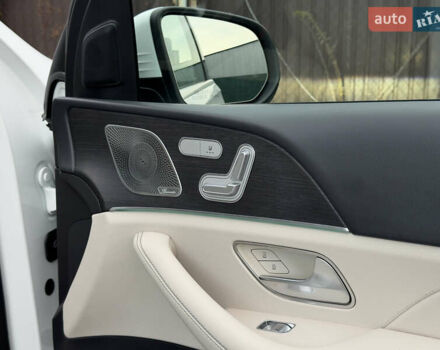 Мерседес ГЛЕ-Класс 2019 в Киеве на Automoto.ua Белый Мерседес ГЛЕ-Класс, объемом двигателя 1.99 л и пробегом 81 тыс. км за 45700 $, фото 72 на Automoto.ua