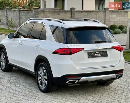 Мерседес ГЛЕ-Класс 2019 в Ровно на Automoto.ua Белый Мерседес ГЛЕ-Класс, объемом двигателя 1.95 л и пробегом 50 тыс. км за 65000 $, фото 134 на Automoto.ua