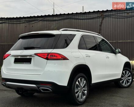 Мерседес ГЛЕ-Класс 2019 в Киеве на Automoto.ua Белый Мерседес ГЛЕ-Класс, объемом двигателя 1.99 л и пробегом 81 тыс. км за 45700 $, фото 20 на Automoto.ua