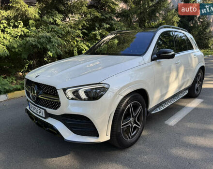 Белый Мерседес ГЛЕ-Класс, объемом двигателя 1.95 л и пробегом 103 тыс. км за 75500 $, фото 3 на Automoto.ua