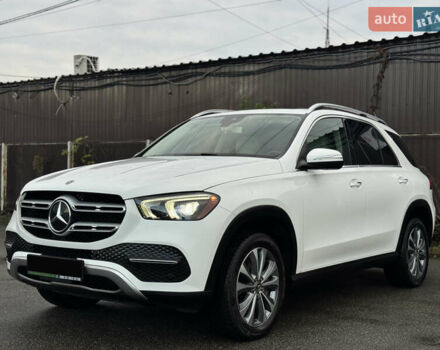 Мерседес ГЛЕ-Класс 2019 в Киеве на Automoto.ua Белый Мерседес ГЛЕ-Класс, объемом двигателя 1.99 л и пробегом 81 тыс. км за 45700 $, фото 33 на Automoto.ua