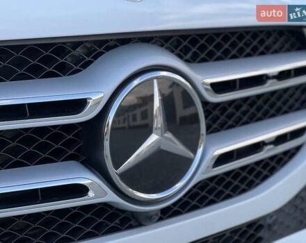 Мерседес ГЛЕ-Класс 2019 в Ровно на Automoto.ua Белый Мерседес ГЛЕ-Класс, объемом двигателя 1.95 л и пробегом 50 тыс. км за 65000 $, фото 7 на Automoto.ua