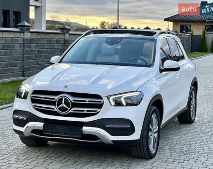 Мерседес ГЛЕ-Класс 2019 в Ровно на Automoto.ua Белый Мерседес ГЛЕ-Класс, объемом двигателя 1.95 л и пробегом 50 тыс. км за 65000 $, фото 129 на Automoto.ua