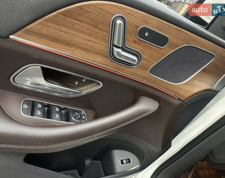 Белый Мерседес ГЛЕ-Класс, объемом двигателя 1.95 л и пробегом 171 тыс. км за 52800 $, фото 7 на Automoto.ua