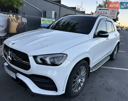 Мерседес ГЛЕ-Класс 2020 в Житомире на Automoto.ua Белый Мерседес ГЛЕ-Класс, объемом двигателя 1.99 л и пробегом 57 тыс. км за 45500 $, фото 4 на Automoto.ua