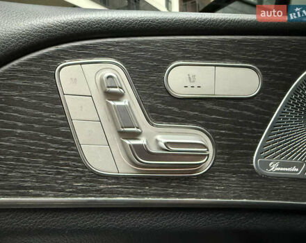 Білий Мерседес ГЛЕ-Клас, об'ємом двигуна 2 л та пробігом 70 тис. км за 48888 $, фото 64 на Automoto.ua