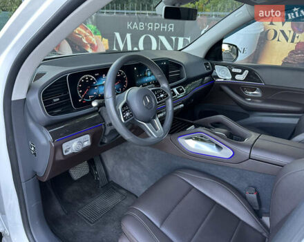 Мерседес ГЛЕ-Класс 2020 в Житомире на Automoto.ua Белый Мерседес ГЛЕ-Класс, объемом двигателя 1.99 л и пробегом 57 тыс. км за 45500 $, фото 79 на Automoto.ua