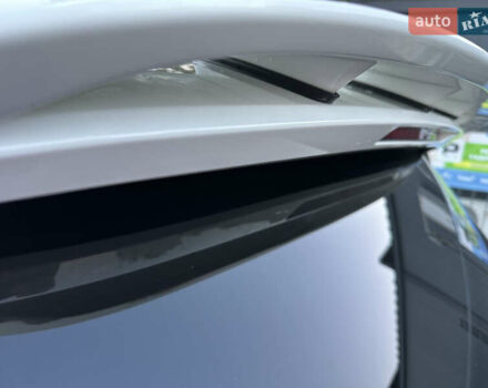 Мерседес ГЛЕ-Класс 2020 в Житомире на Automoto.ua Белый Мерседес ГЛЕ-Класс, объемом двигателя 1.99 л и пробегом 57 тыс. км за 45500 $, фото 47 на Automoto.ua