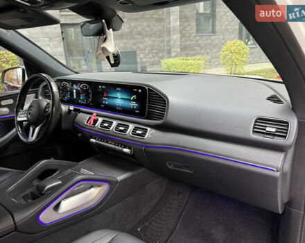 Білий Мерседес ГЛЕ-Клас, об'ємом двигуна 2 л та пробігом 70 тис. км за 48888 $, фото 39 на Automoto.ua