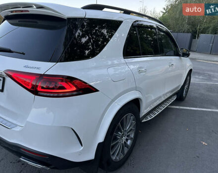 Мерседес ГЛЕ-Класс 2020 в Житомире на Automoto.ua Белый Мерседес ГЛЕ-Класс, объемом двигателя 1.99 л и пробегом 57 тыс. км за 45500 $, фото 15 на Automoto.ua