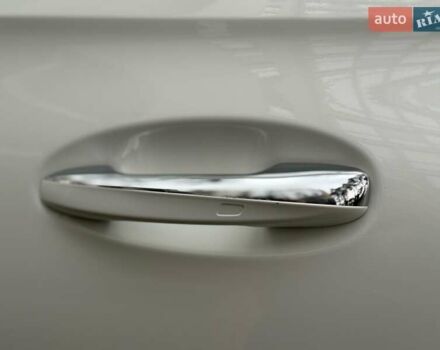 Білий Мерседес ГЛЕ-Клас, об'ємом двигуна 2 л та пробігом 70 тис. км за 48888 $, фото 62 на Automoto.ua