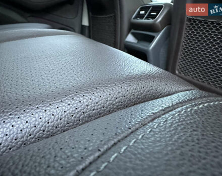 Мерседес ГЛЕ-Класс 2020 в Житомире на Automoto.ua Белый Мерседес ГЛЕ-Класс, объемом двигателя 1.99 л и пробегом 57 тыс. км за 45500 $, фото 100 на Automoto.ua