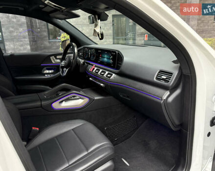 Білий Мерседес ГЛЕ-Клас, об'ємом двигуна 2 л та пробігом 70 тис. км за 48888 $, фото 38 на Automoto.ua