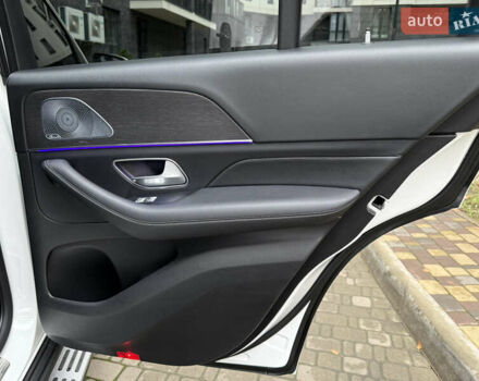 Білий Мерседес ГЛЕ-Клас, об'ємом двигуна 2 л та пробігом 70 тис. км за 48888 $, фото 51 на Automoto.ua