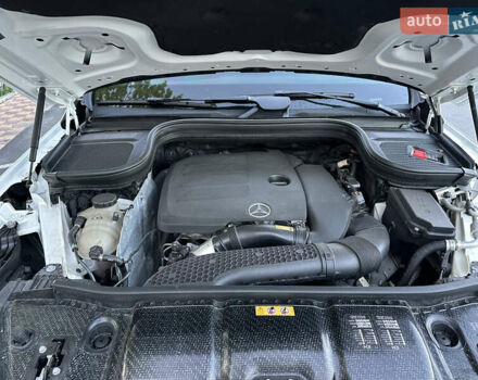 Білий Мерседес ГЛЕ-Клас, об'ємом двигуна 2 л та пробігом 60 тис. км за 42950 $, фото 103 на Automoto.ua