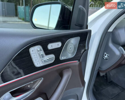 Білий Мерседес ГЛЕ-Клас, об'ємом двигуна 2 л та пробігом 60 тис. км за 42950 $, фото 75 на Automoto.ua