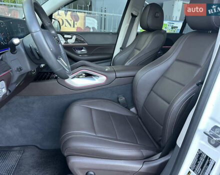 Мерседес ГЛЕ-Класс 2020 в Житомире на Automoto.ua Белый Мерседес ГЛЕ-Класс, объемом двигателя 1.99 л и пробегом 57 тыс. км за 45500 $, фото 75 на Automoto.ua