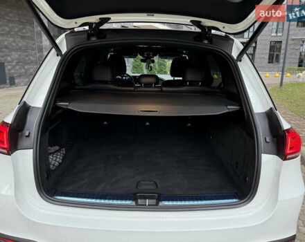 Білий Мерседес ГЛЕ-Клас, об'ємом двигуна 2 л та пробігом 70 тис. км за 48888 $, фото 26 на Automoto.ua