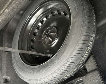 Білий Мерседес ГЛЕ-Клас, об'ємом двигуна 2 л та пробігом 70 тис. км за 48888 $, фото 28 на Automoto.ua