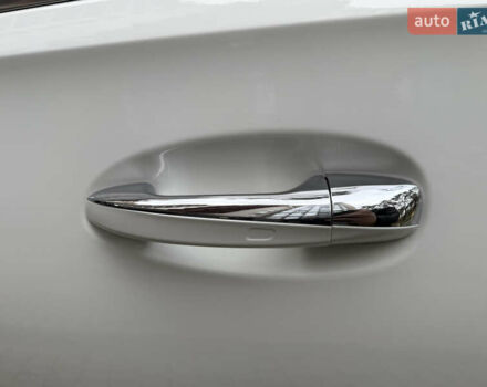 Білий Мерседес ГЛЕ-Клас, об'ємом двигуна 2 л та пробігом 70 тис. км за 48888 $, фото 31 на Automoto.ua