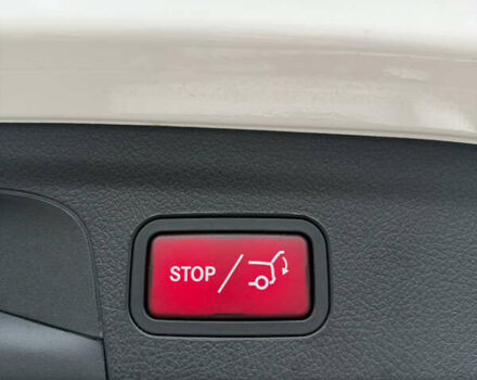 Белый Мерседес ГЛЕ-Класс, объемом двигателя 1.95 л и пробегом 87 тыс. км за 59000 $, фото 26 на Automoto.ua