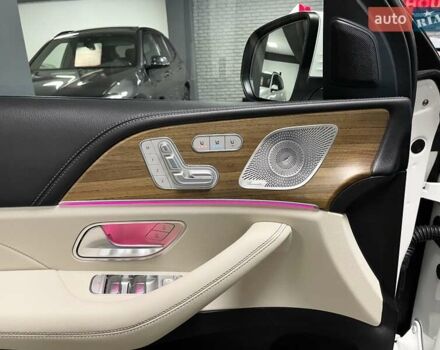 Білий Мерседес ГЛЕ-Клас, об'ємом двигуна 2 л та пробігом 59 тис. км за 79700 $, фото 27 на Automoto.ua