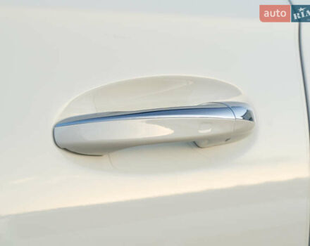 Белый Мерседес ГЛЕ-Класс, объемом двигателя 1.99 л и пробегом 75 тыс. км за 57900 $, фото 8 на Automoto.ua