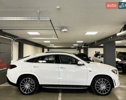 Білий Мерседес ГЛЕ-Клас, об'ємом двигуна 2 л та пробігом 59 тис. км за 79700 $, фото 10 на Automoto.ua