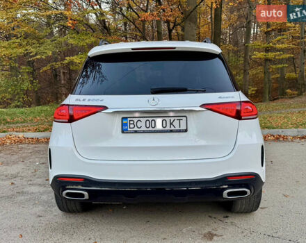 Білий Мерседес ГЛЕ-Клас, об'ємом двигуна 1.95 л та пробігом 68 тис. км за 64999 $, фото 5 на Automoto.ua