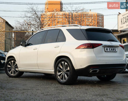 Белый Мерседес ГЛЕ-Класс, объемом двигателя 1.99 л и пробегом 75 тыс. км за 57900 $, фото 2 на Automoto.ua