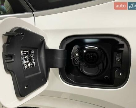 Білий Мерседес ГЛЕ-Клас, об'ємом двигуна 2 л та пробігом 59 тис. км за 79700 $, фото 83 на Automoto.ua
