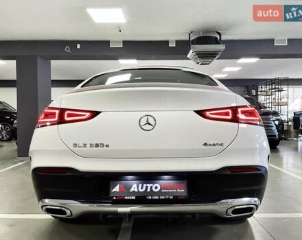 Білий Мерседес ГЛЕ-Клас, об'ємом двигуна 2 л та пробігом 59 тис. км за 79700 $, фото 21 на Automoto.ua