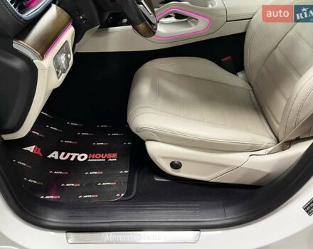 Білий Мерседес ГЛЕ-Клас, об'ємом двигуна 2 л та пробігом 59 тис. км за 79700 $, фото 31 на Automoto.ua