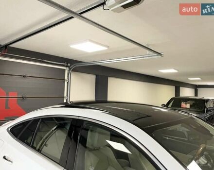 Білий Мерседес ГЛЕ-Клас, об'ємом двигуна 2 л та пробігом 59 тис. км за 79700 $, фото 89 на Automoto.ua