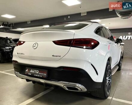 Білий Мерседес ГЛЕ-Клас, об'ємом двигуна 2 л та пробігом 59 тис. км за 79700 $, фото 18 на Automoto.ua
