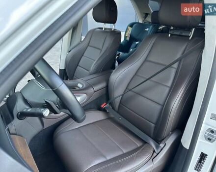 Білий Мерседес ГЛЕ-Клас, об'ємом двигуна 1.95 л та пробігом 40 тис. км за 69900 $, фото 27 на Automoto.ua