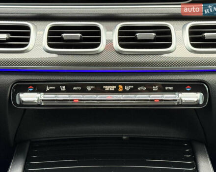 Белый Мерседес ГЛЕ-Класс, объемом двигателя 3.98 л и пробегом 64 тыс. км за 89500 $, фото 26 на Automoto.ua