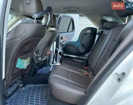Білий Мерседес ГЛЕ-Клас, об'ємом двигуна 1.95 л та пробігом 40 тис. км за 69900 $, фото 28 на Automoto.ua