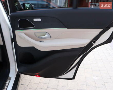 Белый Мерседес ГЛЕ-Класс, объемом двигателя 2 л и пробегом 34 тыс. км за 79900 $, фото 42 на Automoto.ua