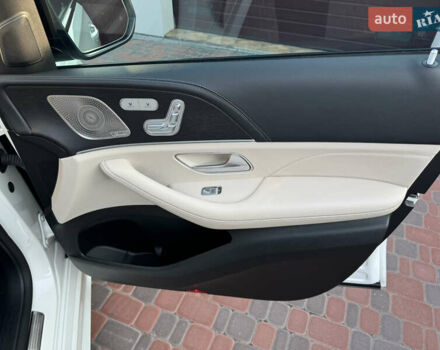 Белый Мерседес ГЛЕ-Класс, объемом двигателя 1.95 л и пробегом 38 тыс. км за 90000 $, фото 21 на Automoto.ua