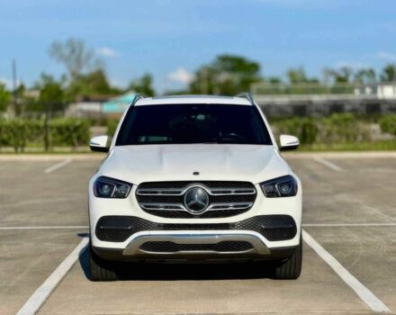 Мерседес ГЛЕ-Класс 2022 в Одессе на Automoto.ua Белый Мерседес ГЛЕ-Класс, объемом двигателя 2 л и пробегом 16 тыс. км за 25000 $, фото 1 на Automoto.ua