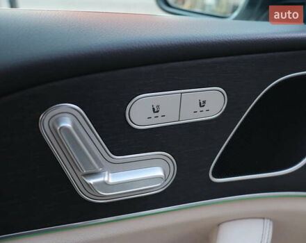 Белый Мерседес ГЛЕ-Класс, объемом двигателя 2 л и пробегом 34 тыс. км за 79900 $, фото 16 на Automoto.ua