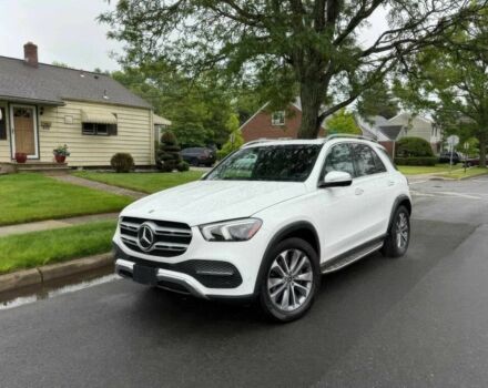 Белый Мерседес ГЛЕ-Класс, объемом двигателя 2 л и пробегом 29 тыс. км за 44000 $, фото 2 на Automoto.ua