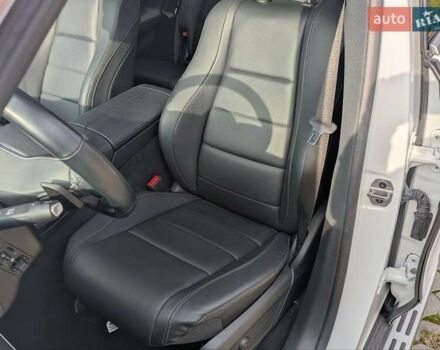 Белый Мерседес ГЛЕ-Класс, объемом двигателя 1.99 л и пробегом 42 тыс. км за 66800 $, фото 19 на Automoto.ua