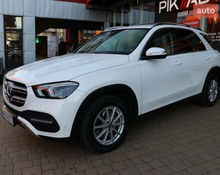 Белый Мерседес ГЛЕ-Класс, объемом двигателя 2 л и пробегом 34 тыс. км за 79900 $, фото 1 на Automoto.ua